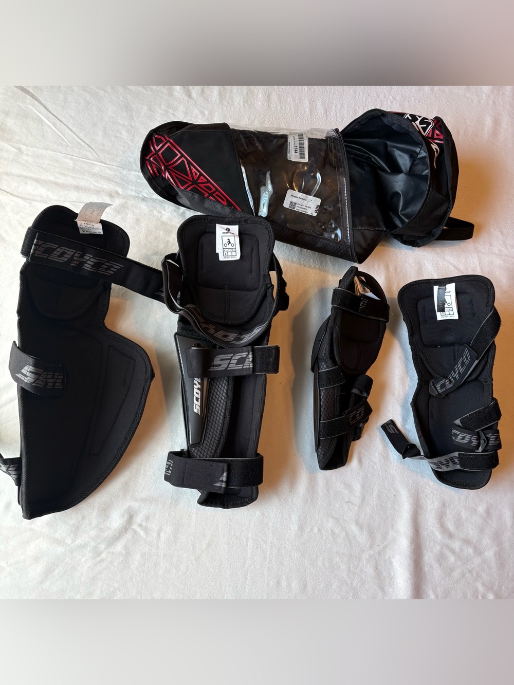 Scoyco K30H30 Knee and Elbow Guard Set- Motorcycle Racing and Riding Protection - Picture 7 of 7